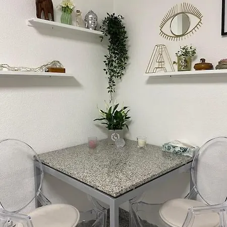 Neues Schoenes Studio, Zentral & Direkt An Der Rems *