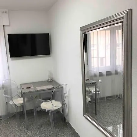 Apartament Neues Schoenes Studio, Zentral & Direkt An Der Rems *